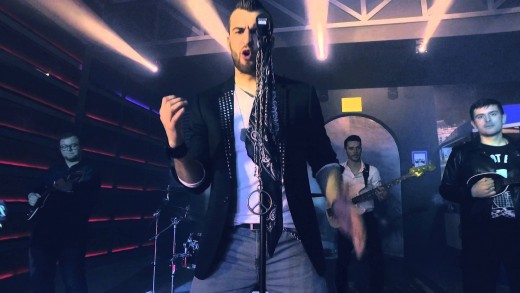 Lege – Za nju, protiv nje