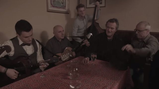 Tamburaši za Mikija – ‘Kome ćemo noćas svirati’ Tamburaši za Mikija – ‘Kome ćemo noćas svirati’