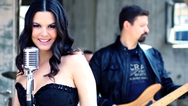 Emina Arapović na CMC festivalu pjeva ‘Premiju’ Emina Arapović na CMC festivalu pjeva ‘Premiju’