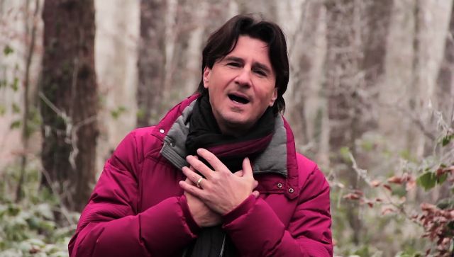 Leo u prvi dan 2017. godine uplovio novim spotom