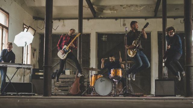 Debitantski singl rock benda Audio detektiv ‘Malo vremena za nas’