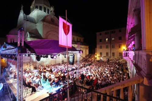 Festival dalmatinske šansone slavi 20 godina koncertom u Lisinskom