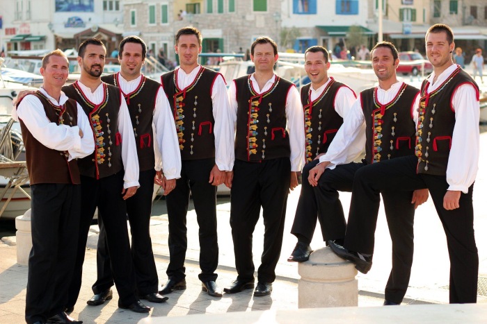 Bunari na krilima nominacije za Porin objavili spot “Omiški”