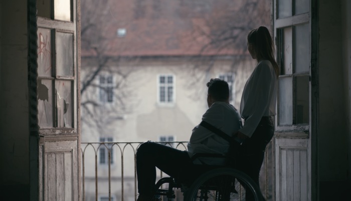 Novi singl zgodnog Ivana izaziva totalno ludilo