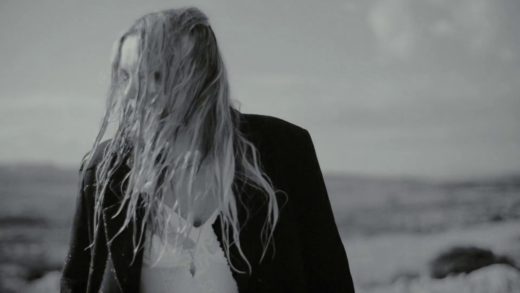Powerplay 14.3. – The Blondes – Mol