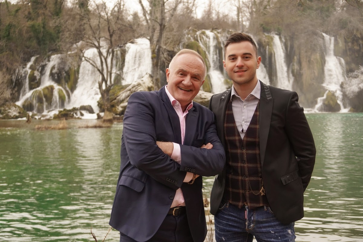 Mate Bulić i Frano Pehar kao otac i sin u novoj pjesmi i spotu “Ja sam na te ponosan”