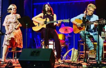 Mia održala prvi koncert u gradu country glazbe – Nashvilleu!