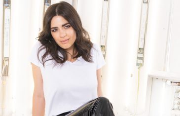 Uoči koncerta u klubu Boogaloo, Mia Dimšić objavljuje singl “Unatrag”