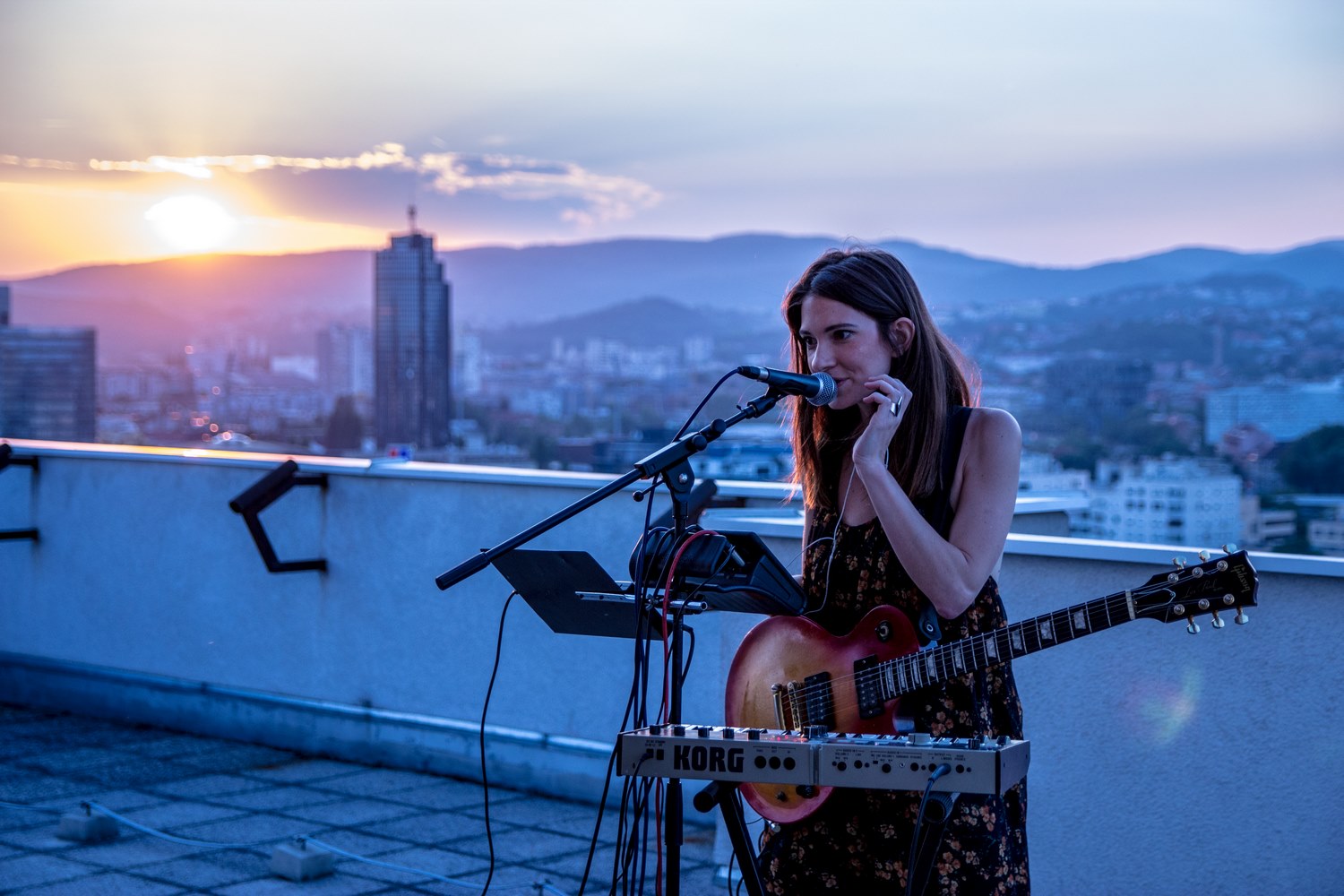 Sara Renar u novoj pjesmi slavi ljubav prema glazbi i ljudima, ali govori i o surovosti svijeta