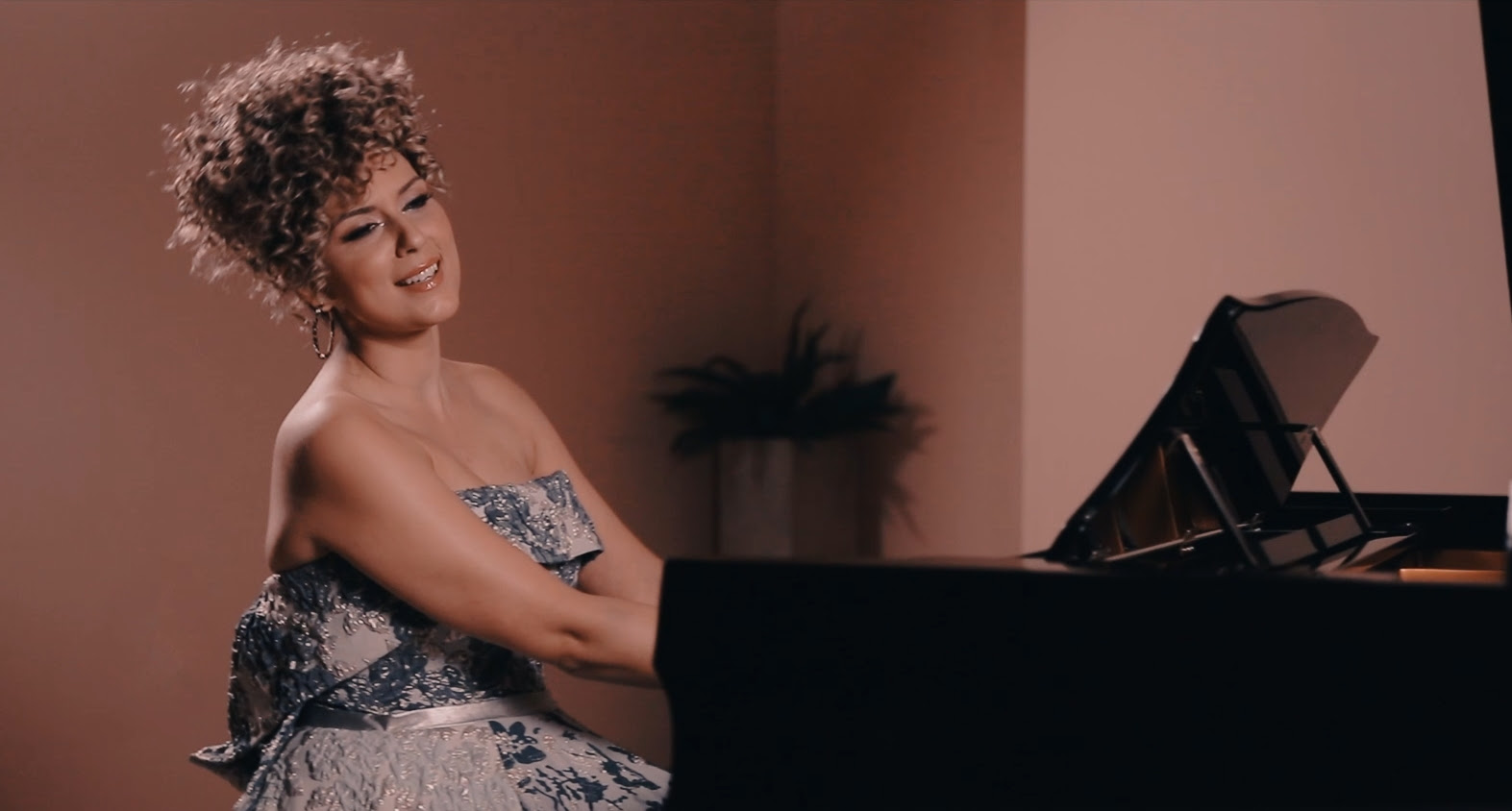 Crnogorska glazbenica Anita Popović snimila svoj hommage legendarnoj Maji Perfiljevoj