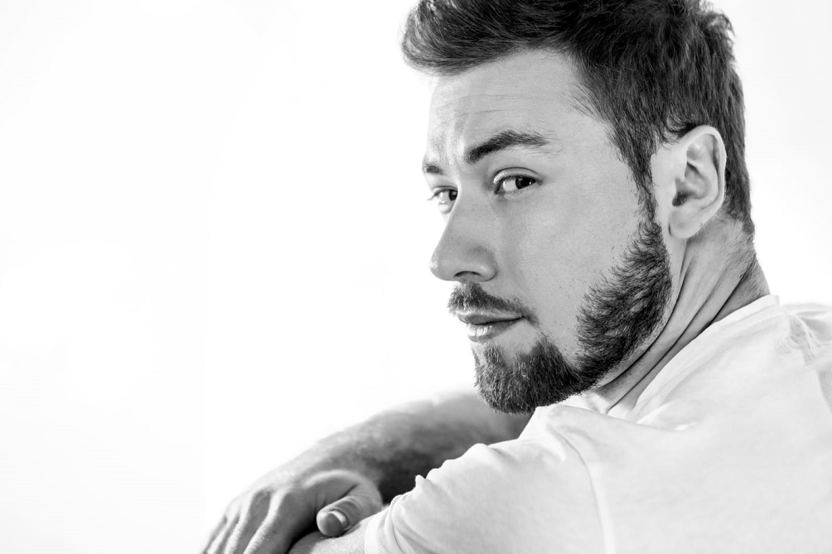 Roko Vušković objavio videospot za pjesmu “Malo kasnije” s kojom je nastupio na ovogodišnjoj Dori