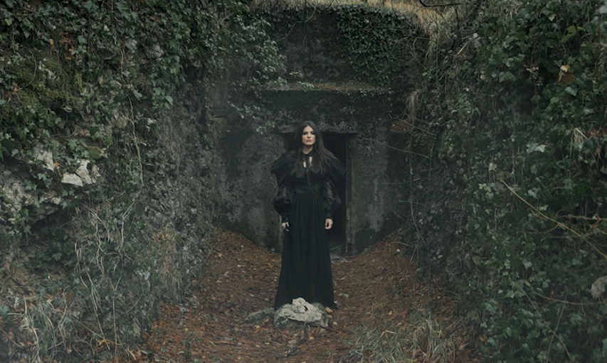 Snažna pjesma “Hideout” Tine Vukov dobila videospot