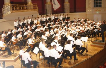 U dvoranu Lisinski dolazi orkestar 100 tamburaša