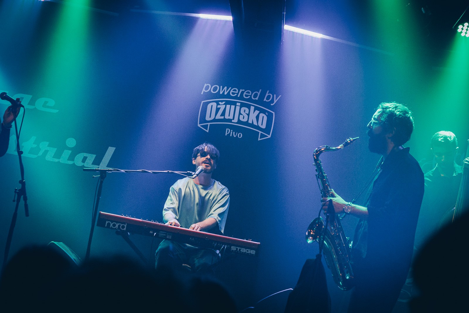 Svi albumi J.R. Augusta na listi najprodavanijih izdanja