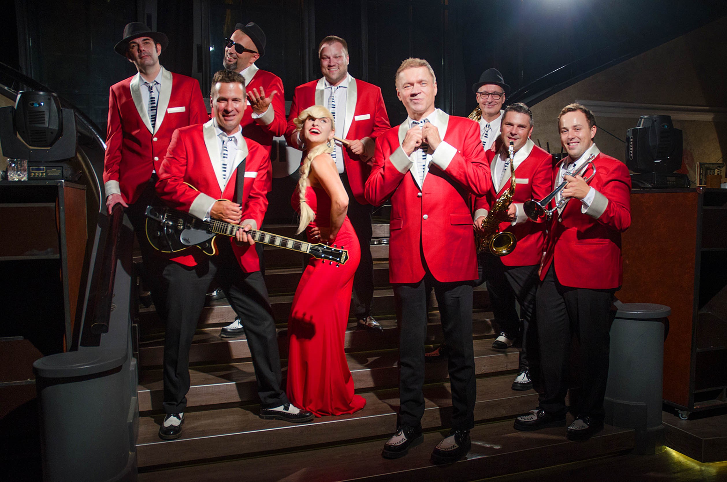 Swingersi predstavili šarmantni proljetni singl “Ljubavi moja (Mia bella)” Swingersi predstavili šarmantni proljetni singl “Ljubavi moja (Mia bella)”