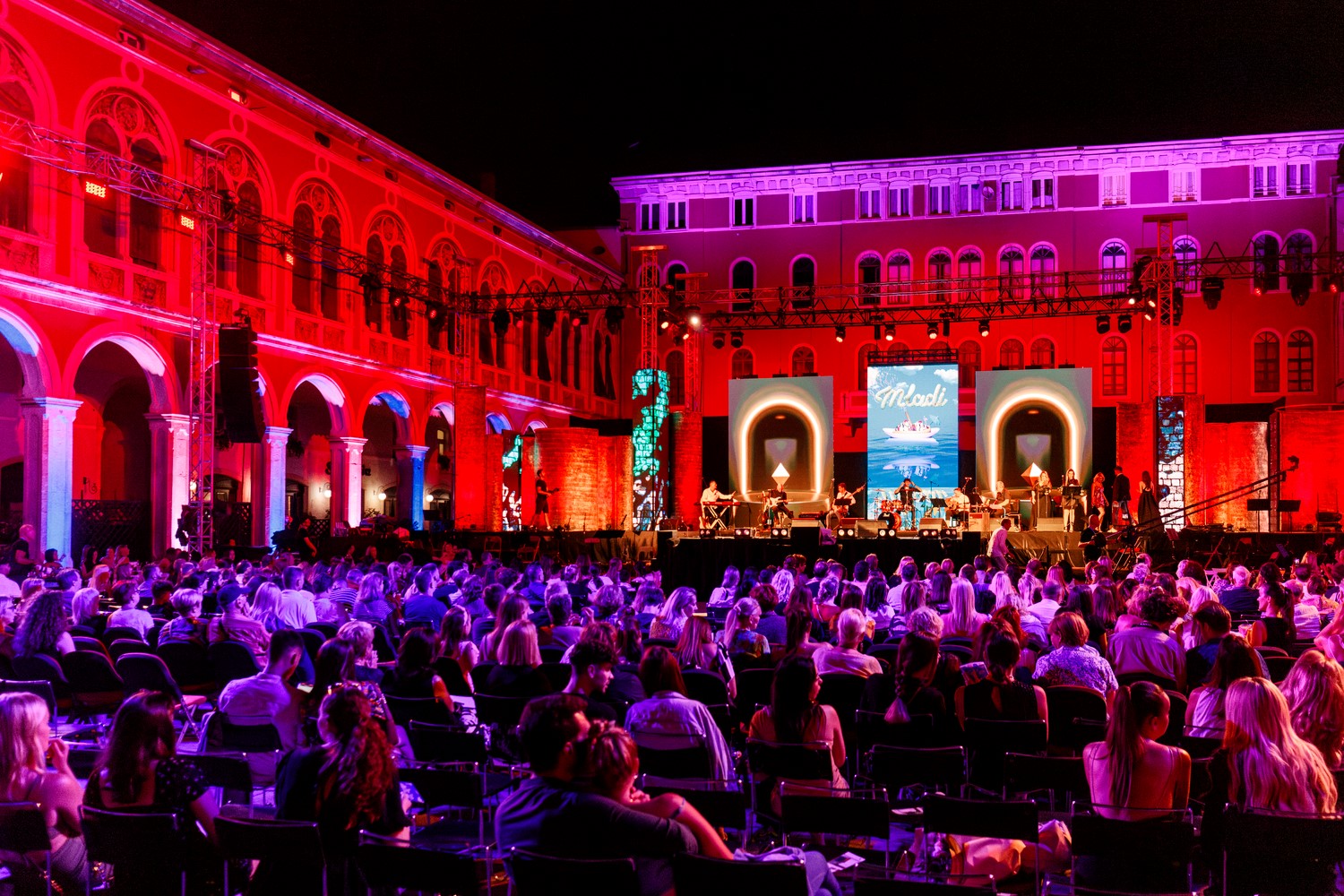 Mladi izvođači blistali na prvoj večeri Splitskog festivala 2023.