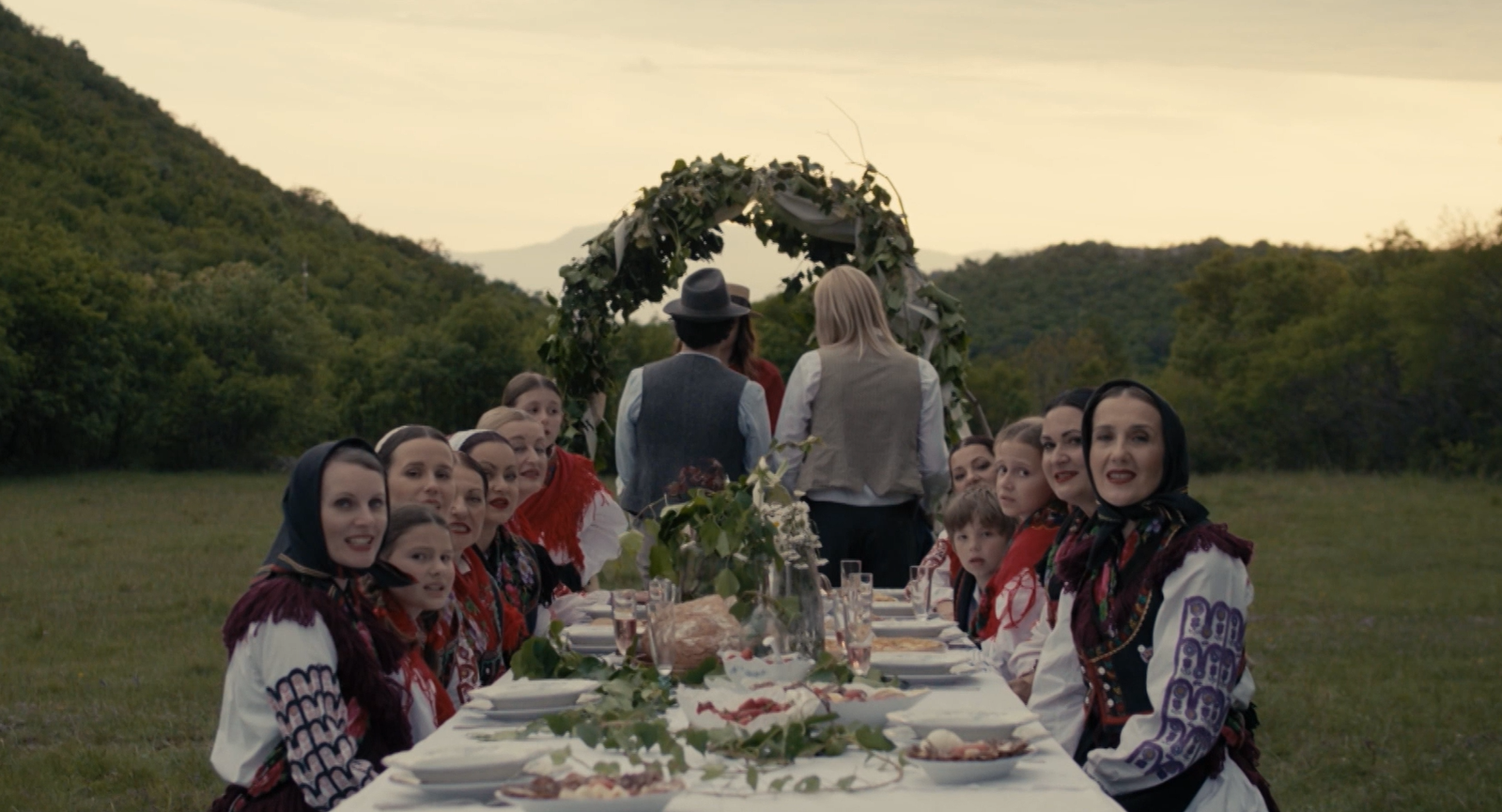 Singrlice i Sudar Percussion Ensemble objavili videospot za pjesmu ”Čula jesam da se dragi ženi”