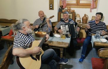 Duško Lokin i Grupa La Vita donose glazbenu razglednicu u novom spotu “Mornareva pisma”