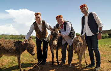 Trio Gušt predstavlja novu pjesmu “Mandina” za CMC festival u Vodicama 2025.