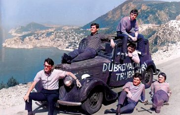 Dostupno i dvostruko vinilno izdanje dokumentarnog filma i soundtracka Jedan dan – Priča o Dubrovačkim trubadurima