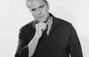 Bit ćemo zajedno – novi spot i pjesma Đanija Stipaničeva premijerno na 28. Dalmatinskoj šansoni