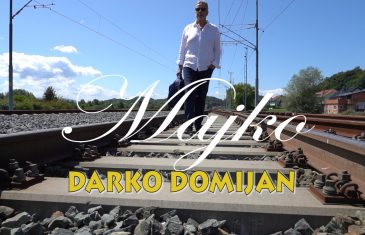 Darko Domijan oduševljava novom pjesmom i spotom Majko