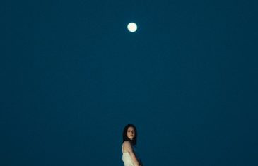 Mia Negovetić novom pjesmom Kiša otkriva svoju umjetničku zrelost
