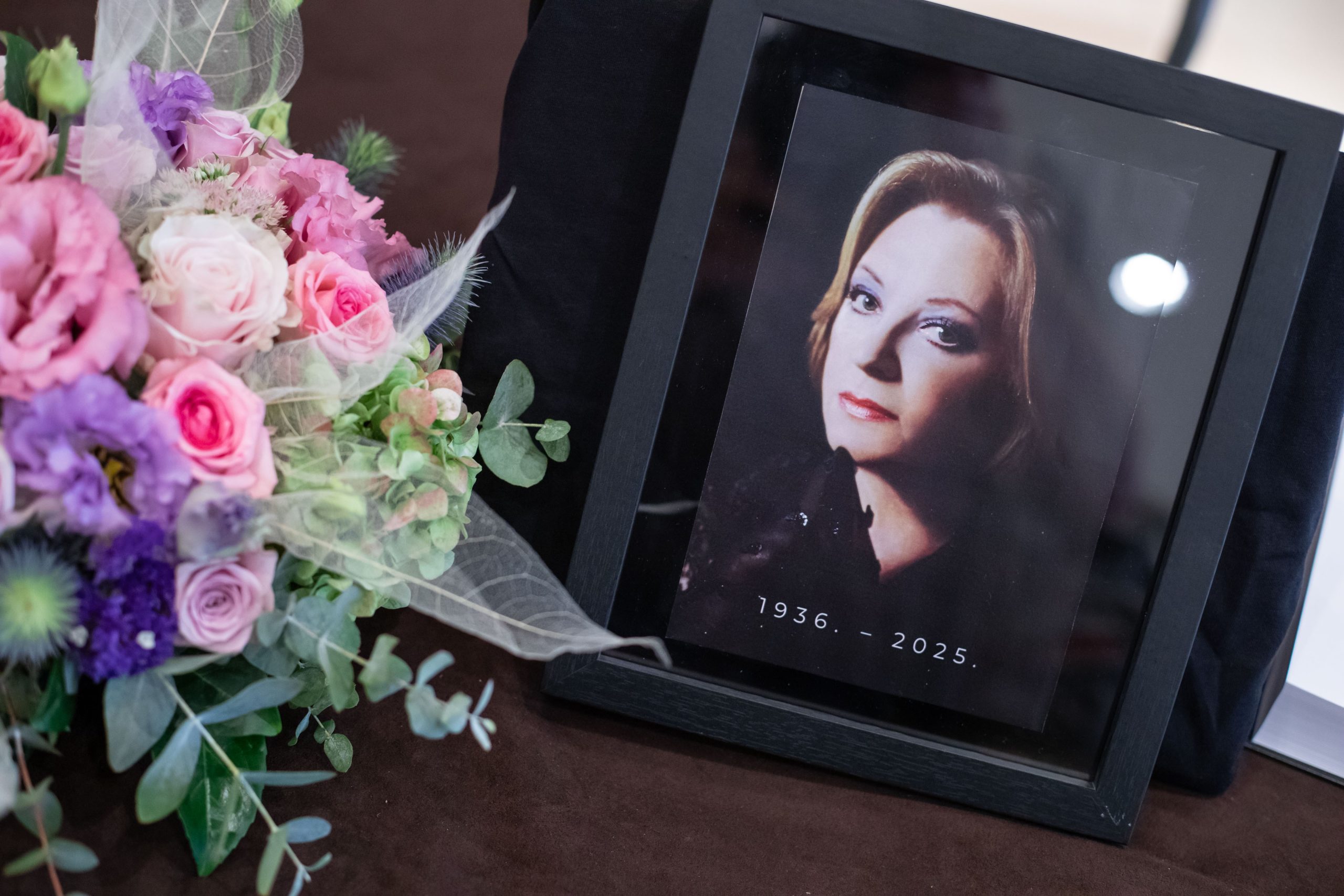 Komemoracija u čast glazbene legende Gabi Novak: Oproštaj od dame hrvatske glazbe Komemoracija u čast glazbene legende Gabi Novak: Oproštaj od dame hrvatske glazbe