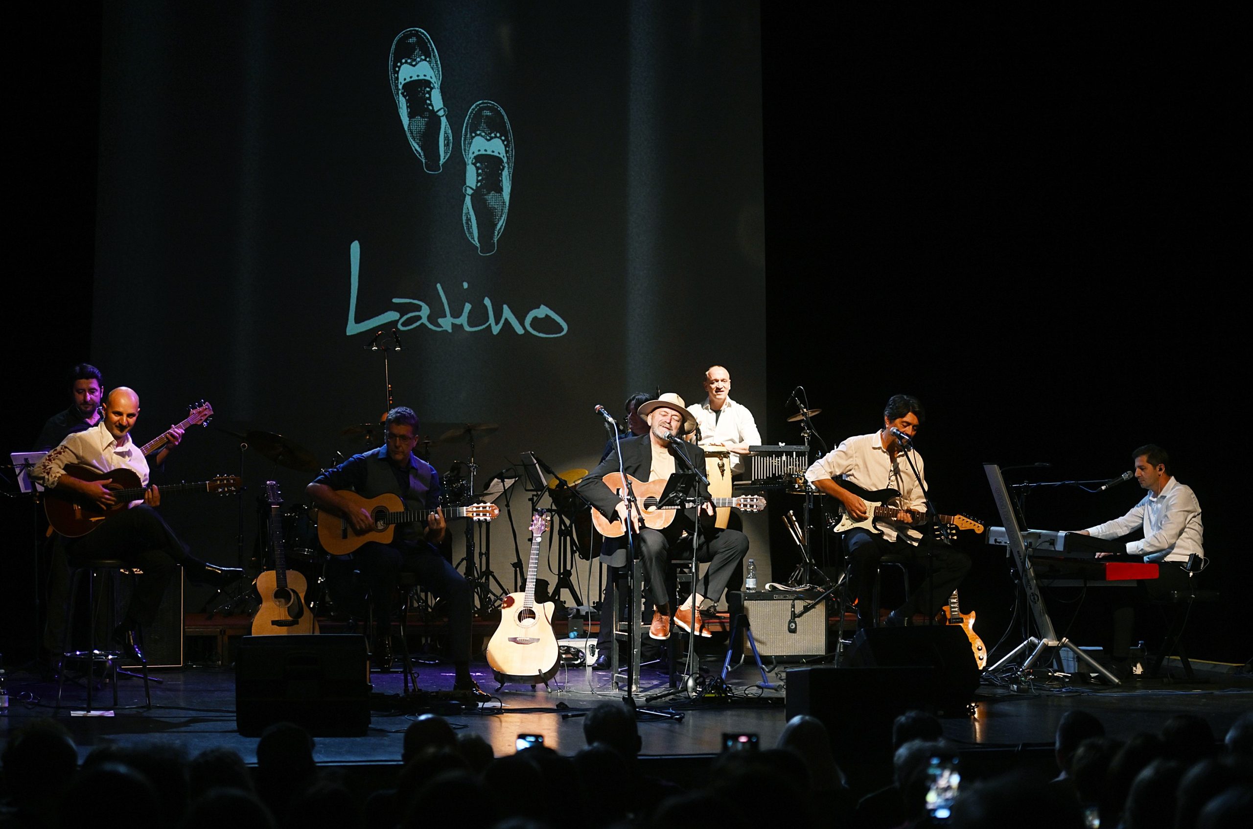 Željko Krušlin Kruška i grupa Latino proslavili velike jubileje u kazalištu Kerempuh Željko Krušlin Kruška i grupa Latino proslavili velike jubileje u kazalištu Kerempuh