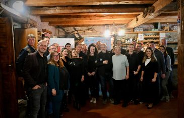 Održan medijski susret Na istoj frekvenciji u Gospiću – glazba spojila izvođače i medije