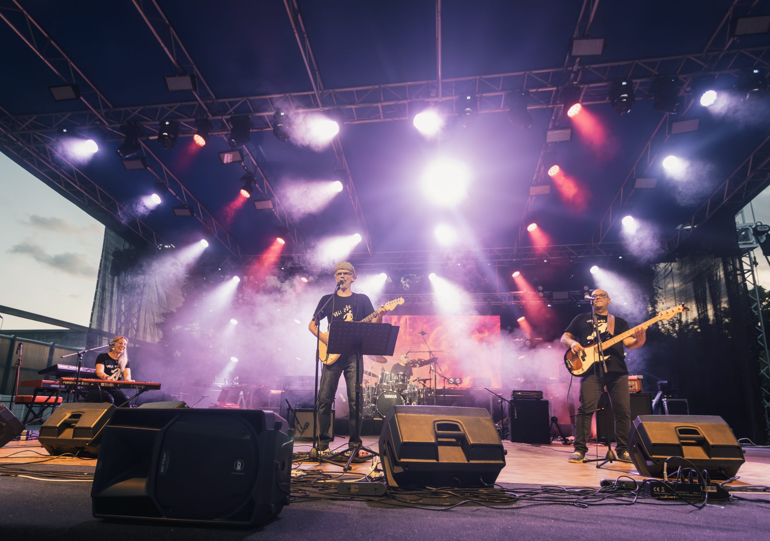 Za prijatelja koji je znao spojiti filozofiju i rock’n’roll – Veli Jože objavljuje Pozdrav tebi, Stari