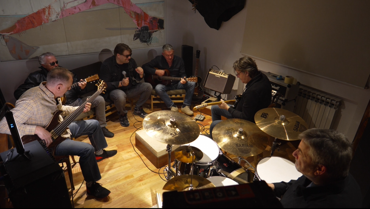 Grupa Bold ima novi singl Ona je