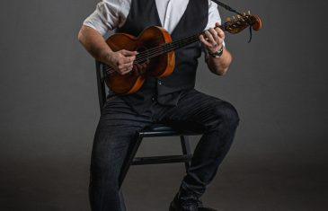 Ivica Plivelić Iva objavio novu pjesmu Tri jablana posvećenu pokojnom ocu