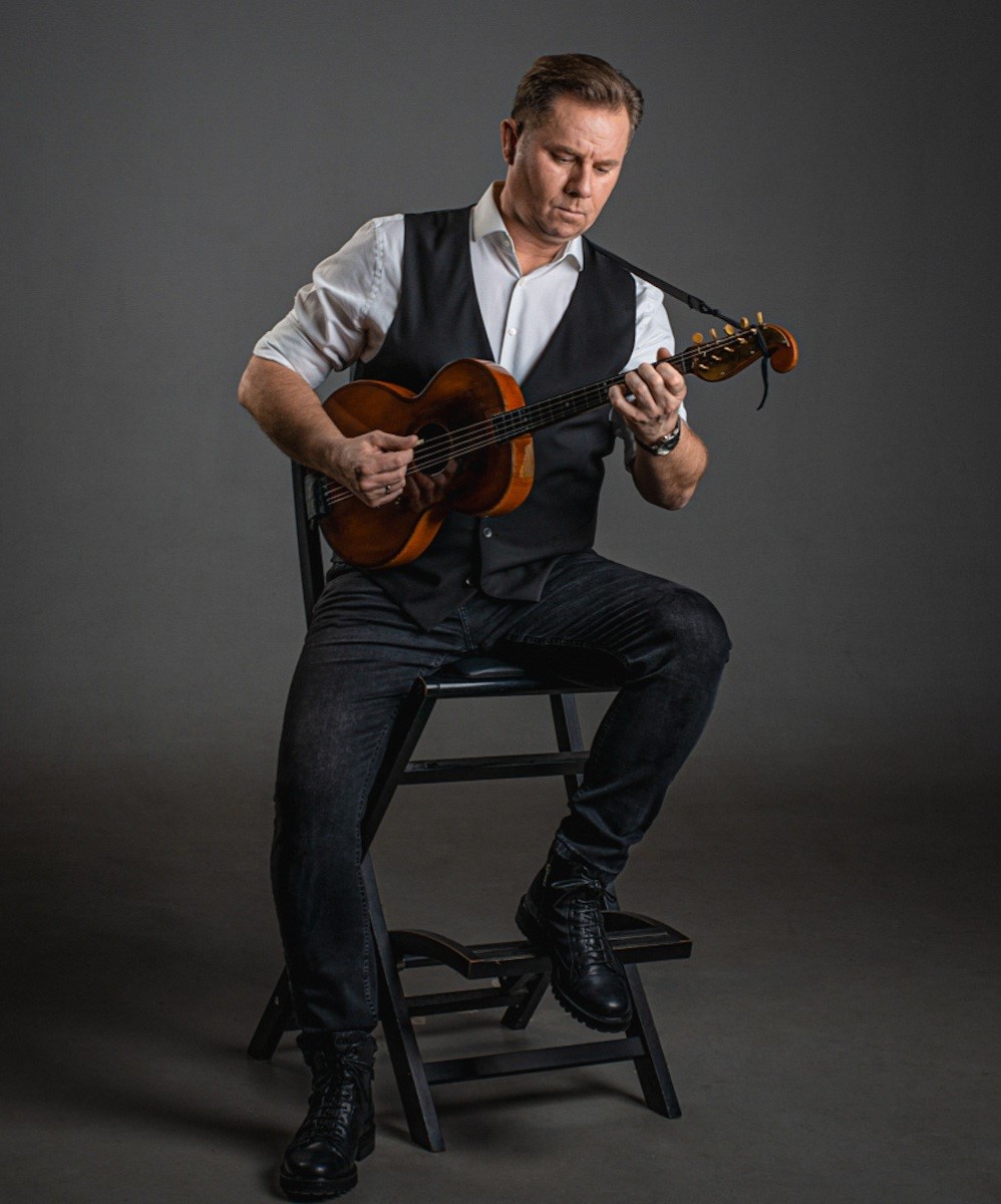 Ivica Plivelić Iva objavio novu pjesmu Tri jablana posvećenu pokojnom ocu