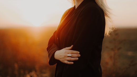 Nikolina predstavlja novi singl Drama