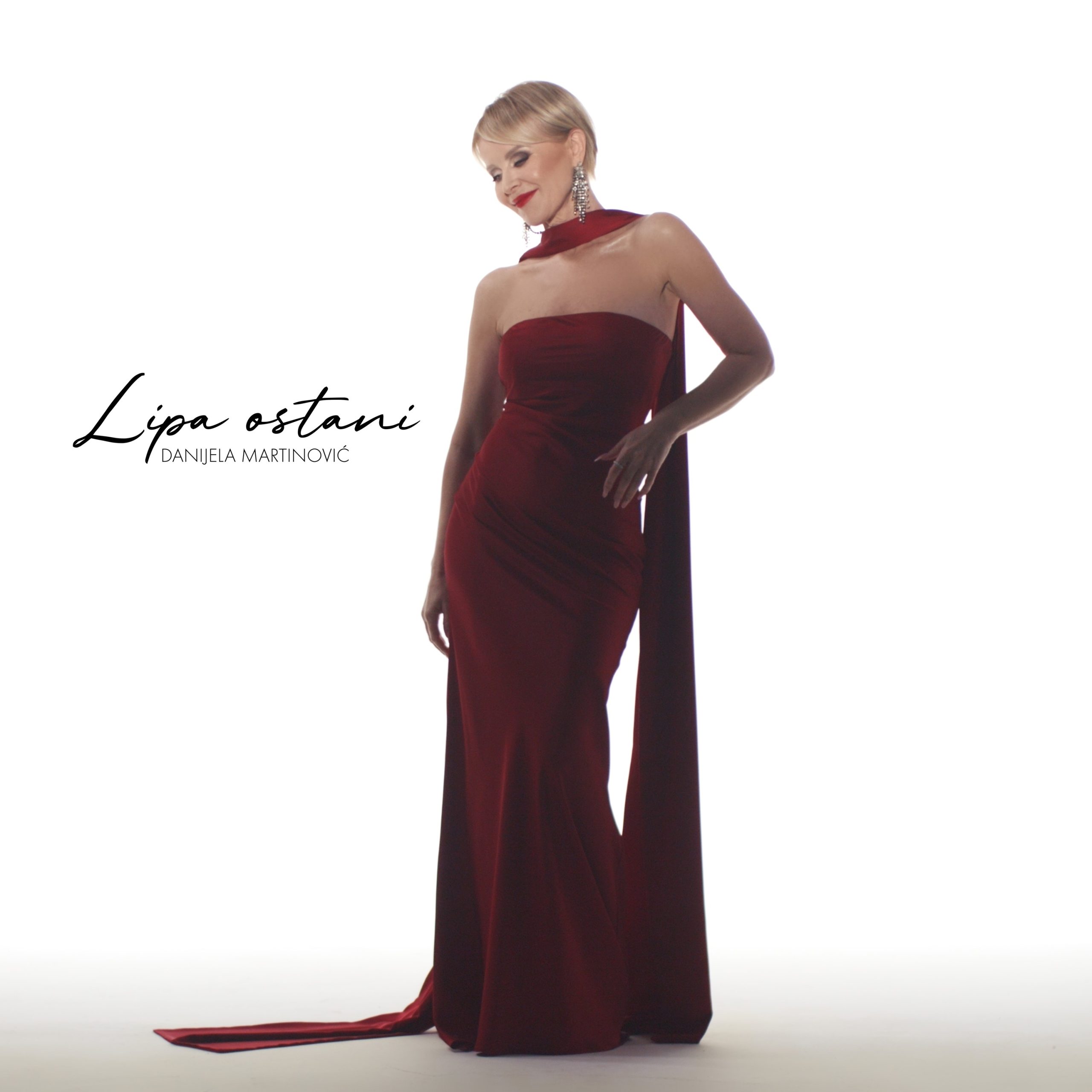 Danijela Martinović novom pjesmom Lipa ostani prvi put uranja u note sevdaha