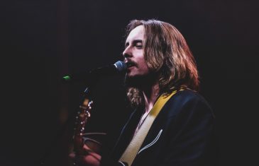 Marko Kutlić oduševio rasprodanu Tvornicu kulture na Dan žena