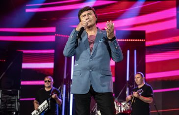 Na prepoznatljivu pozornicu CMC Festivala Vodice i ove godine stiže Duško Lokin