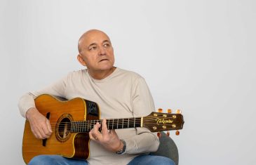 Željko Krušlin Kruška i Latino predstavljaju pjesmu Samo s tobom na CMC Festival