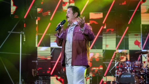 Elio Pisak s pjesmom Ostani tu nastupa na CMC Festivalu Vodice 2026.