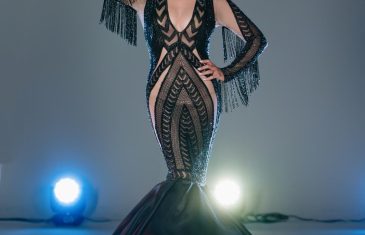Iva Ajduković predstavlja novi singl Sebična ljubav