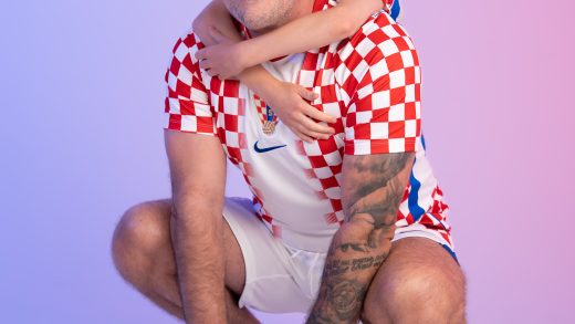 Navijački hit Josipa Ivančića okupio Vatrene u spotu