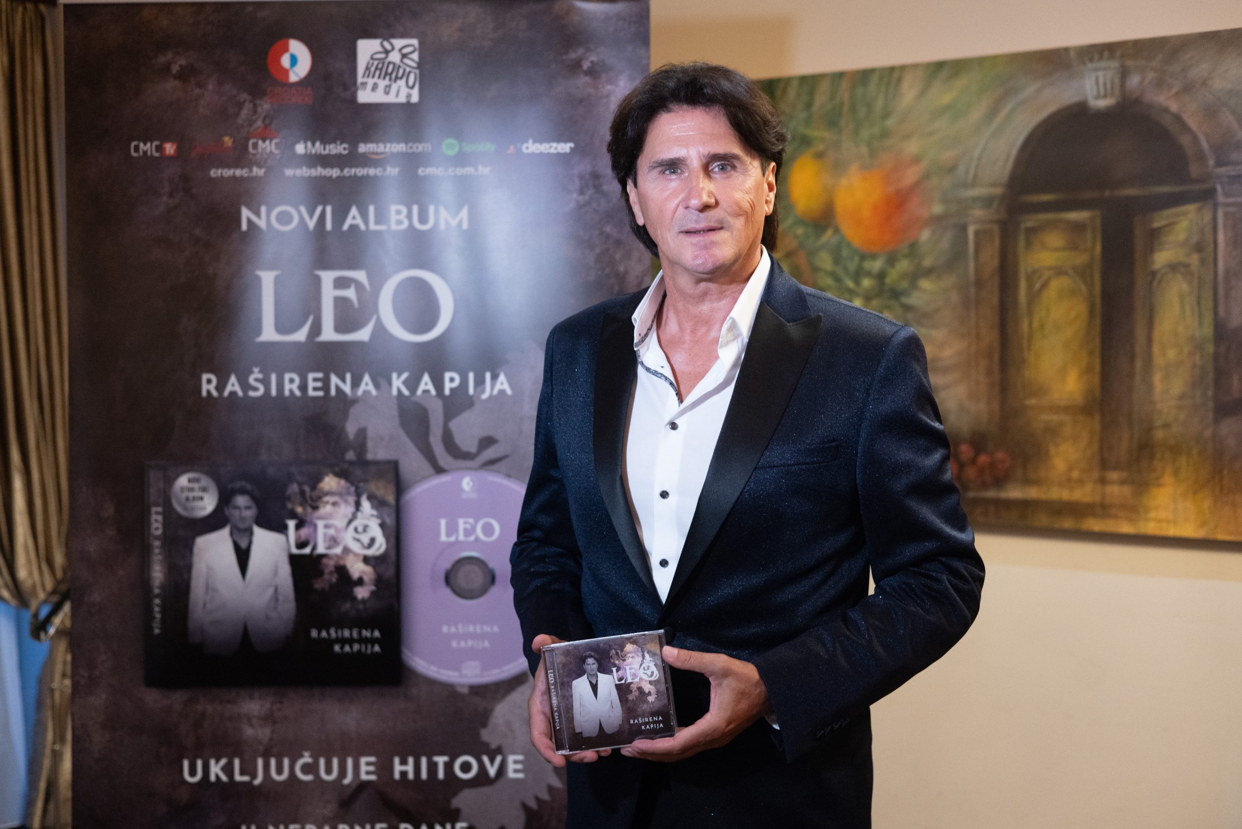 Održana svečana promocija albuma Amira Kazića Lea Raširena kapija