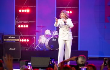 Neda Ukraden na CMC Festival donosi novu pjesmu Ko te može više voljeti