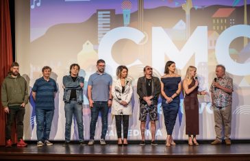Projekcija glazbeno-dokumentarnog filma “Hitmaker – Đorđe Novković” u Vodicama okupila brojna imena glazbene scene