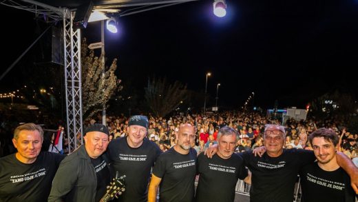 Ususret koncertu u zagrebačkoj Areni, Miroslav Škoro zapjevao u rodnom Višnjevcu