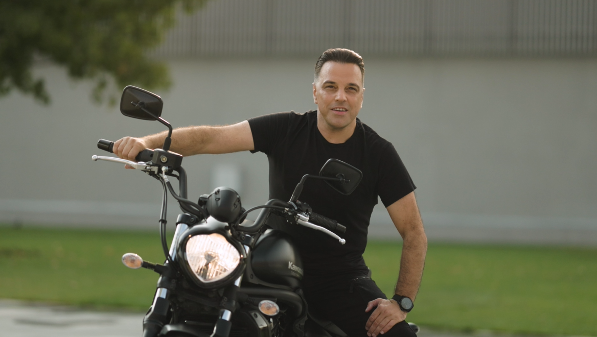 Ivan Zak objavio spot za naslovnu pjesmu s albuma “Nostalgija”